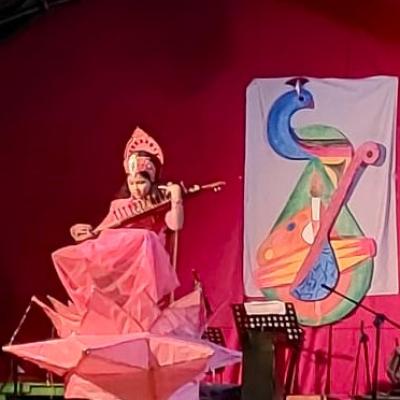 මයුරසර විවිධප්‍රසංගය